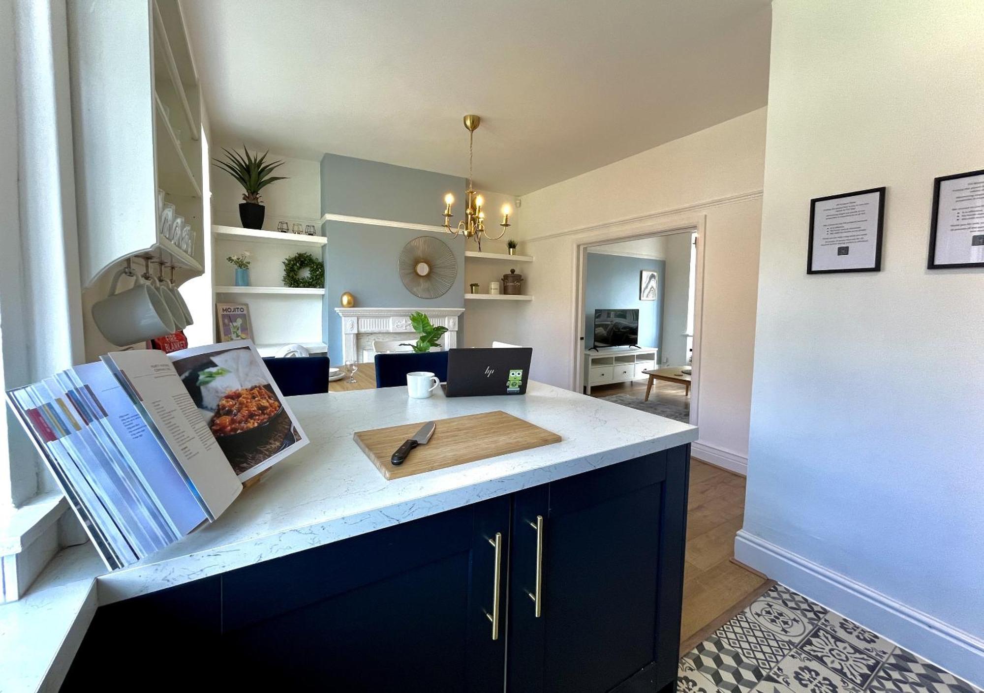 Casa de férias Stylish 3-bed In Prestwich With Free Parking Manchester